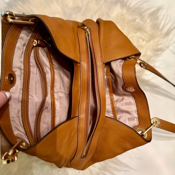 Michael Kors Leather Shoulder Bag - Picture 6 of 10